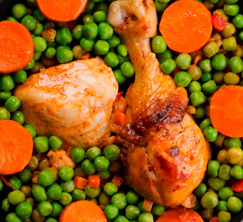 Pollo arvejado